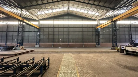 Trident Steel, 42 Woldebeest Avenue, Roodekop has a 2700m² Warehouse Available To let (8)